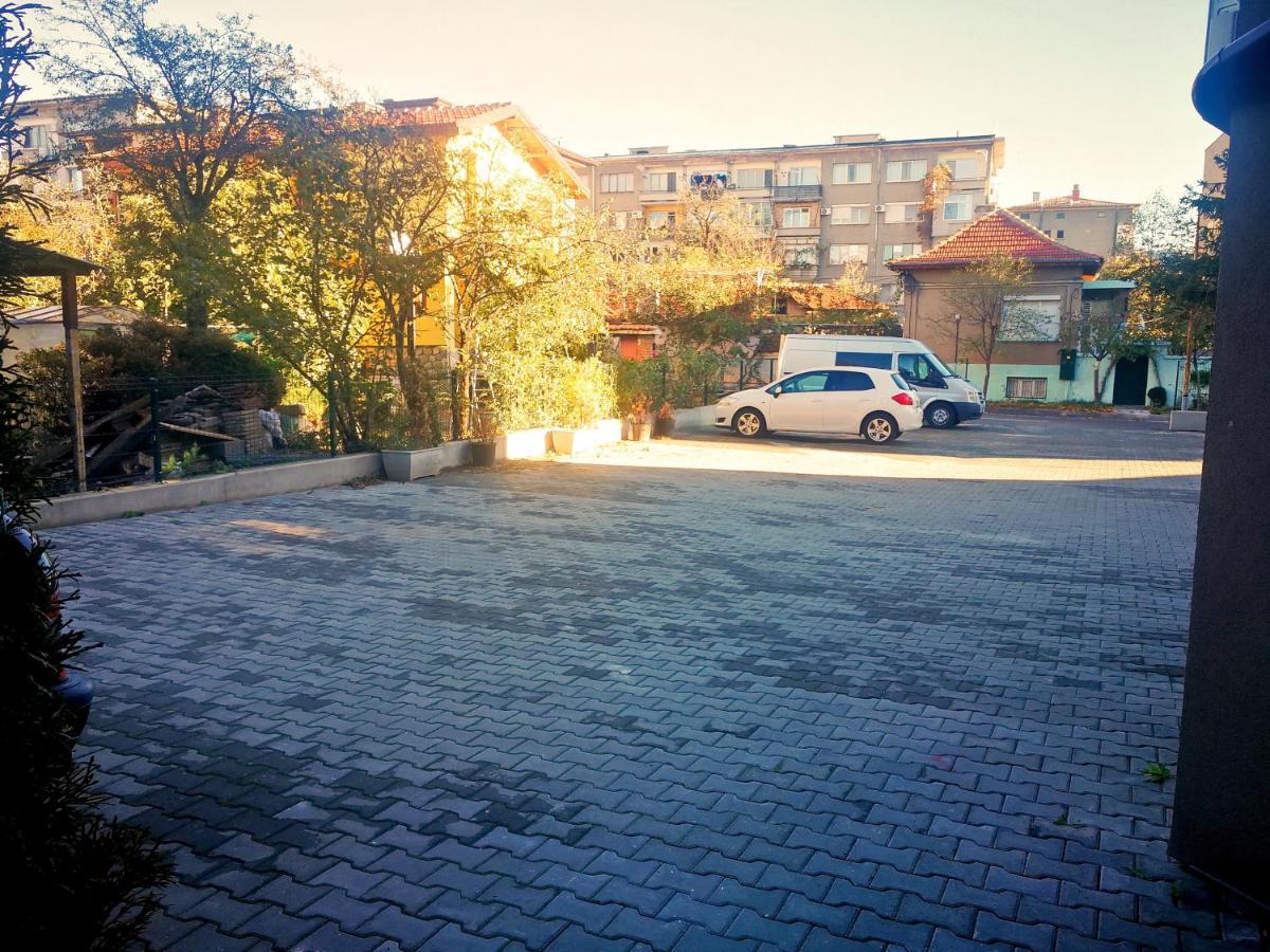 Kalina Apartment Kazanlŭk Eksteriør bilde